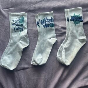White Graphic Quarter Crew Socks Set